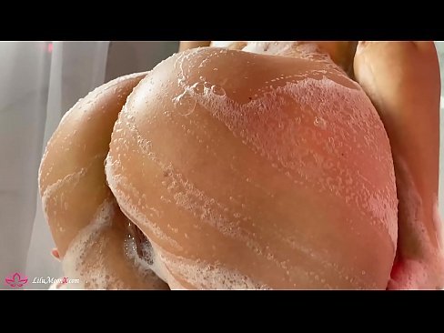 ❤️ Brunette onanerer fitte med vibrator til intens orgasme i dusjen ☑ Porno ved no.xxxtophd.ru ☑